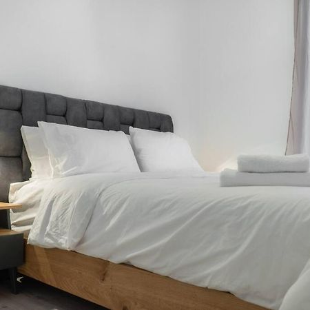 Syntagma Square, 60Sqm Platinum Suite Athén Kültér fotó